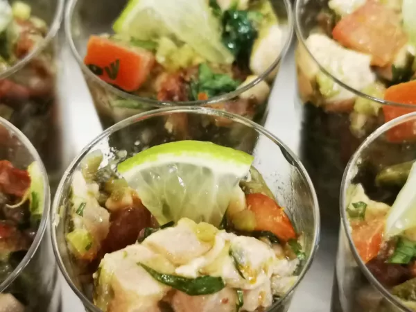 Traiteur pas cher Mauguio verrines poisson - Lecomte Traiteur